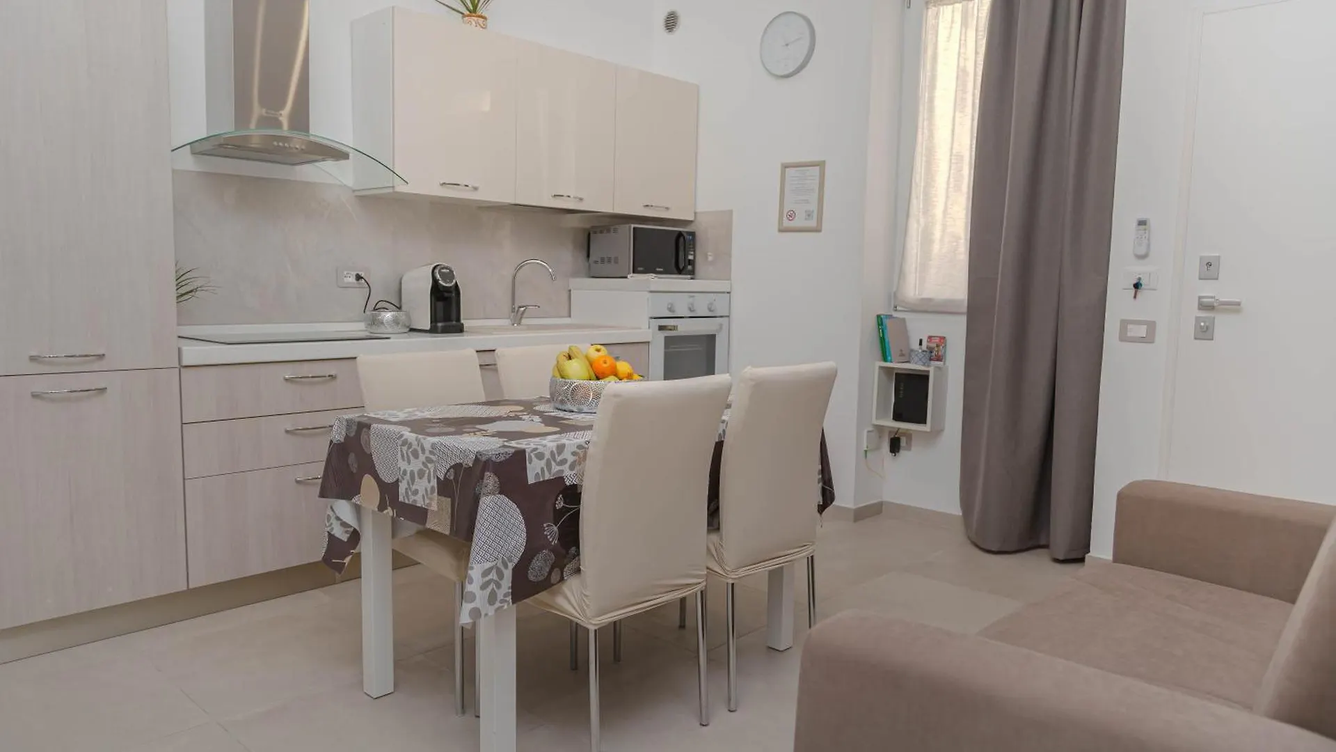 Zoe'S Apartment Alghero 0*,